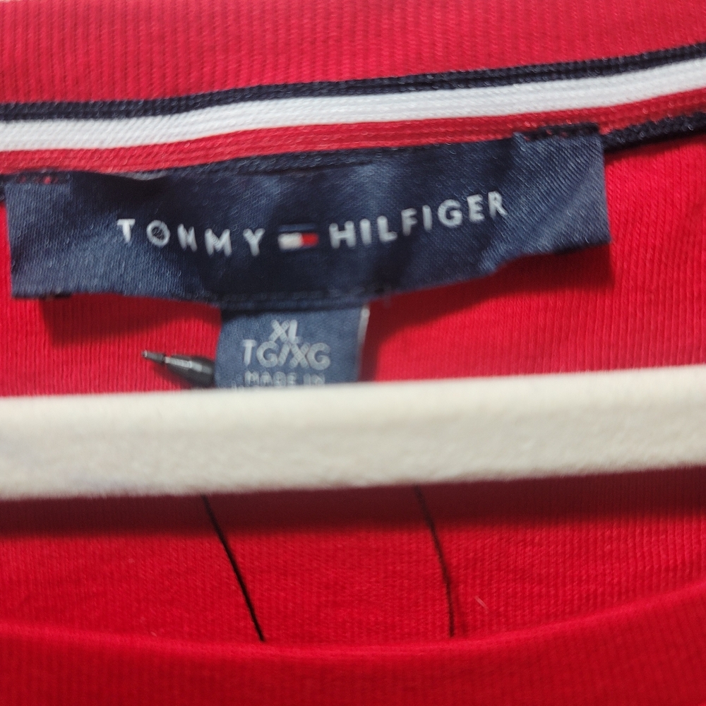 NWT Tommy Hilfiger Red and White T-Shirts XL - 2 For 1!! - Picture 2 of 10